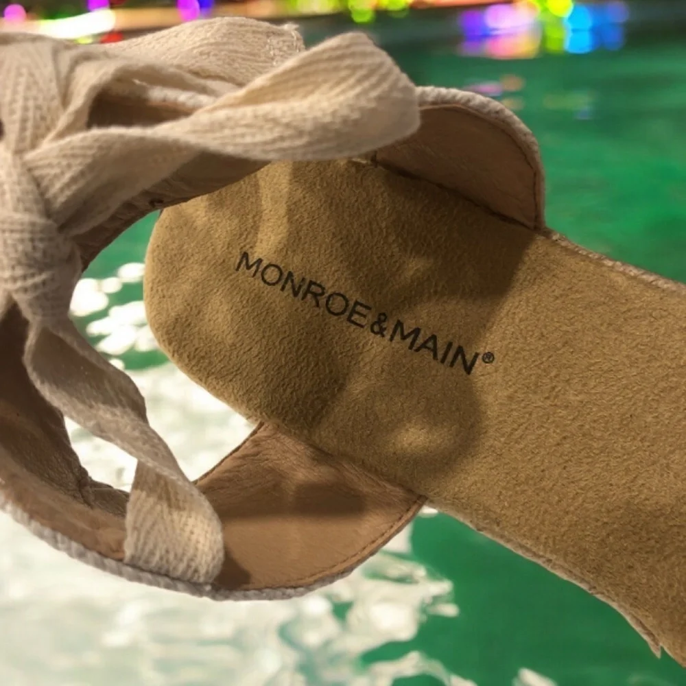 Monroe & Main Espadrille Sandals size 10